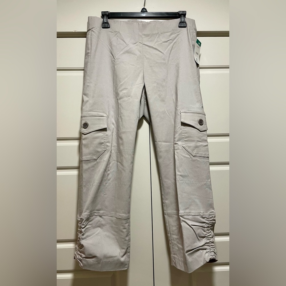 NWT Elliott Lauren Beige Cropped Cargo Pants
